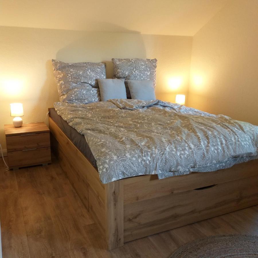 Friesenauster - Grosse Ferienwohnung Fuer Bis Zu 6 Personen Йевер Экстерьер фото